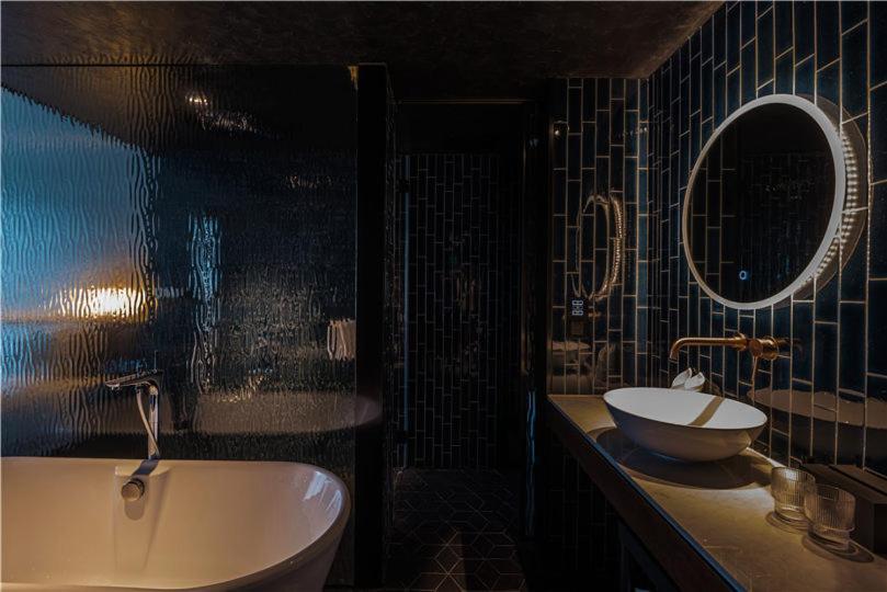 Neobridge Hotel Shanghai Exterior photo